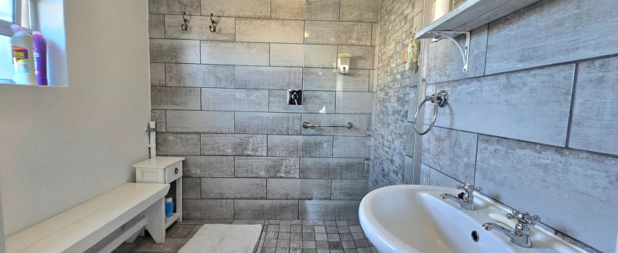 Commercial Property for Sale in Franskraal Western Cape